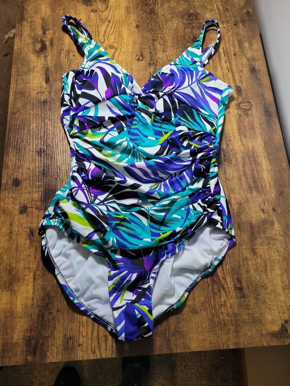Croft & Barrow Women Bathing Suit 1 Piece Tummy White Blue Palm Leaves Sz 18 New